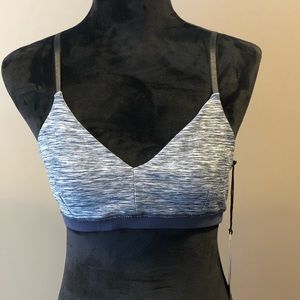Vimmia stamina sports bra in navy, size large, NWT